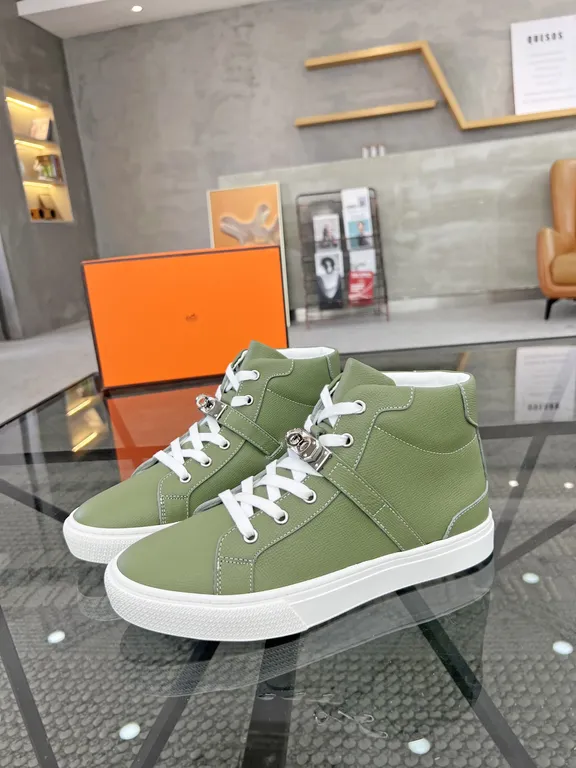 Hermes Shoe 